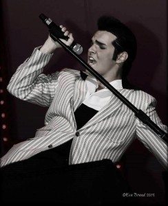 Ben Thompson as Elvis